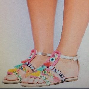 COPY - Pom Pom fiesta festival beach tribal sanda…